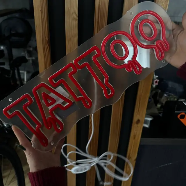 Лед вивіска тату: світлодіодна табличка Tattoo для салону
